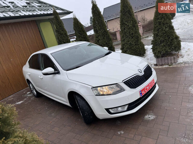 Белый Шкода Октавия, объемом двигателя 0 л и пробегом 238 тыс. км за 9950 $, фото 2 на Automoto.ua