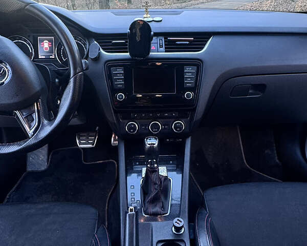 Білий Шкода Октавія, об'ємом двигуна 1.98 л та пробігом 271 тис. км за 13900 $, фото 7 на Automoto.ua