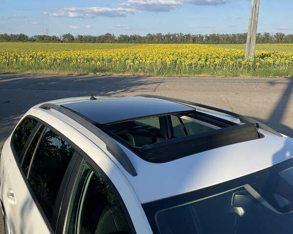 Белый Шкода Октавия, объемом двигателя 1.97 л и пробегом 303 тыс. км за 13500 $, фото 25 на Automoto.ua