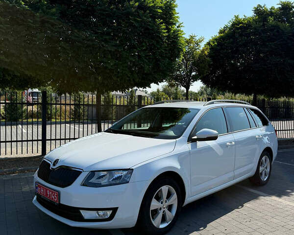 Білий Шкода Октавія, об'ємом двигуна 1.4 л та пробігом 260 тис. км за 11200 $, фото 2 на Automoto.ua