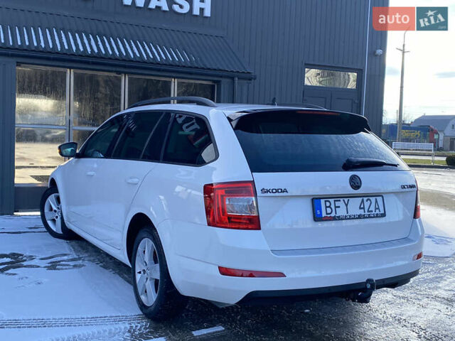 Белый Шкода Октавия, объемом двигателя 1.6 л и пробегом 236 тыс. км за 9799 $, фото 21 на Automoto.ua