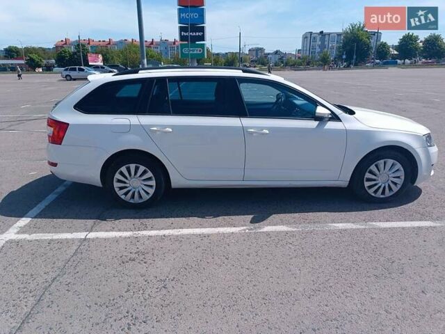 Білий Шкода Октавія, об'ємом двигуна 1.6 л та пробігом 297 тис. км за 10499 $, фото 9 на Automoto.ua