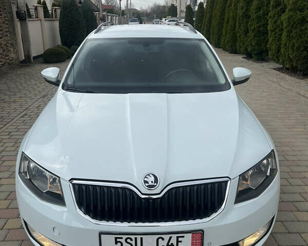 Білий Шкода Октавія, об'ємом двигуна 1.6 л та пробігом 172 тис. км за 9400 $, фото 7 на Automoto.ua
