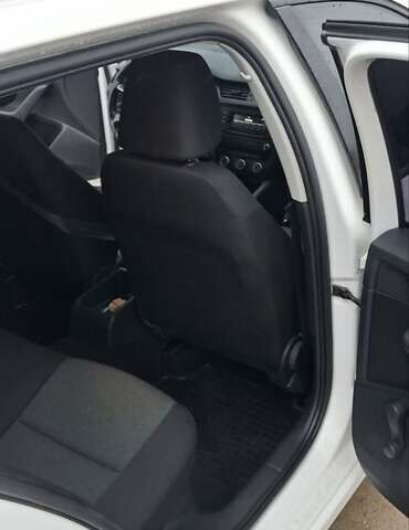 Белый Шкода Октавия, объемом двигателя 1.6 л и пробегом 289 тыс. км за 8700 $, фото 42 на Automoto.ua