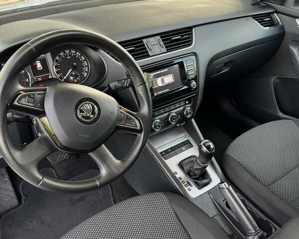 Белый Шкода Октавия, объемом двигателя 1.4 л и пробегом 197 тыс. км за 10400 $, фото 11 на Automoto.ua