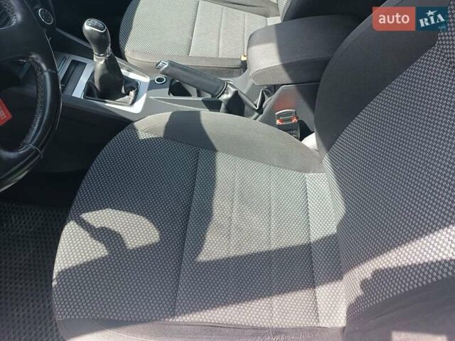 Білий Шкода Октавія, об'ємом двигуна 1.6 л та пробігом 297 тис. км за 10499 $, фото 41 на Automoto.ua