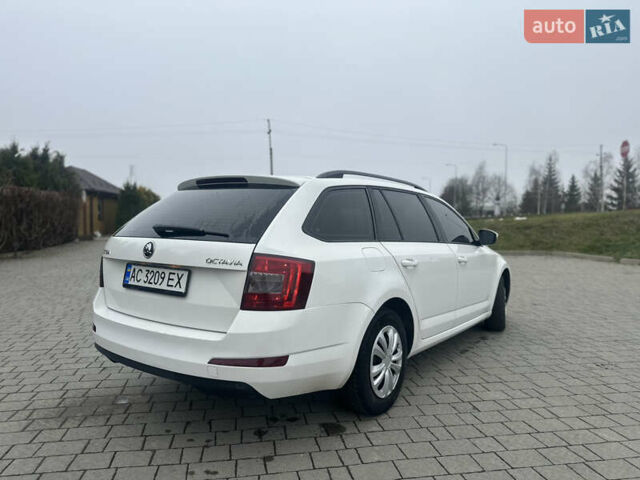Білий Шкода Октавія, об'ємом двигуна 1.6 л та пробігом 284 тис. км за 8600 $, фото 16 на Automoto.ua