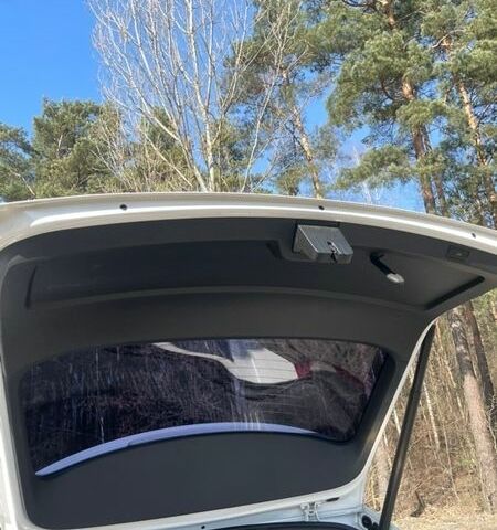 Белый Шкода Октавия, объемом двигателя 1.97 л и пробегом 312 тыс. км за 15499 $, фото 18 на Automoto.ua