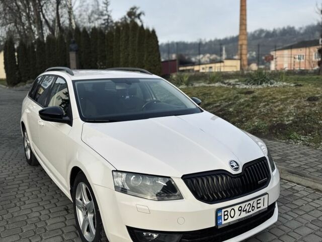 Белый Шкода Октавия, объемом двигателя 1.6 л и пробегом 270 тыс. км за 9999 $, фото 4 на Automoto.ua