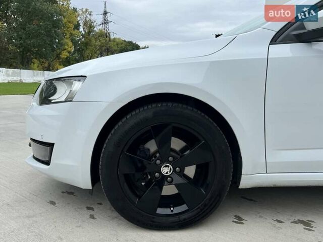 Белый Шкода Октавия, объемом двигателя 1.8 л и пробегом 182 тыс. км за 11650 $, фото 50 на Automoto.ua