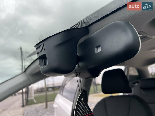 Белый Шкода Октавия, объемом двигателя 2 л и пробегом 251 тыс. км за 12999 $, фото 25 на Automoto.ua