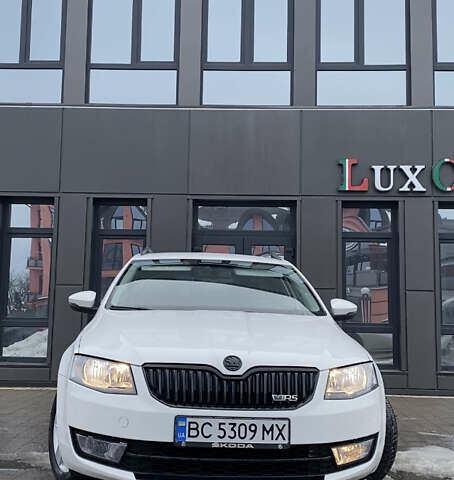 Белый Шкода Октавия, объемом двигателя 1.6 л и пробегом 380 тыс. км за 9000 $, фото 4 на Automoto.ua