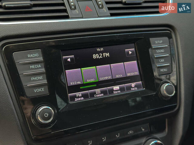 Белый Шкода Октавия, объемом двигателя 1.97 л и пробегом 220 тыс. км за 14500 $, фото 87 на Automoto.ua