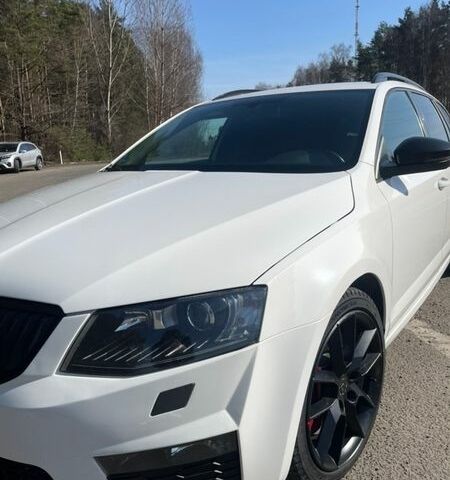 Белый Шкода Октавия, объемом двигателя 1.97 л и пробегом 312 тыс. км за 15499 $, фото 2 на Automoto.ua