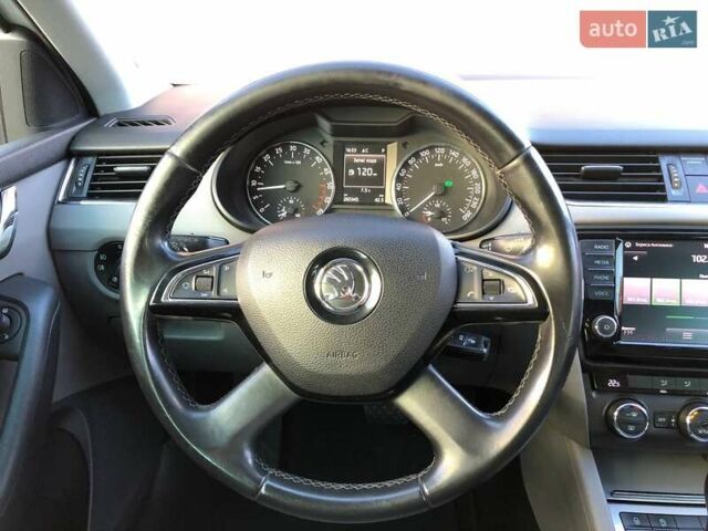 Шкода Октавія 2014 у Коломые на Automoto.ua Білий Шкода Октавія, об'ємом двигуна 2 л та пробігом 260 тис. км за 11999 $, фото 13 на Automoto.ua