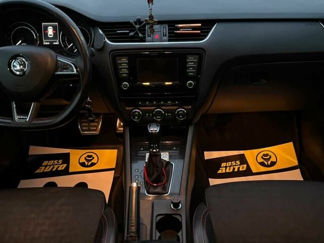 Белый Шкода Октавия, объемом двигателя 0 л и пробегом 274 тыс. км за 13100 $, фото 9 на Automoto.ua