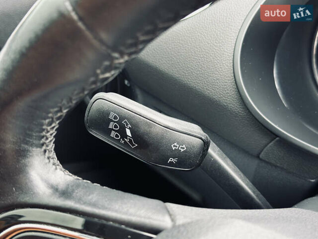 Белый Шкода Октавия, объемом двигателя 1.2 л и пробегом 260 тыс. км за 8499 $, фото 55 на Automoto.ua