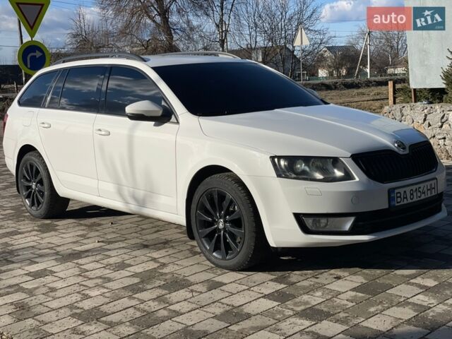Белый Шкода Октавия, объемом двигателя 2 л и пробегом 298 тыс. км за 12500 $, фото 6 на Automoto.ua