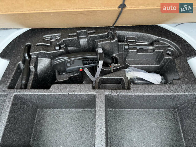 Белый Шкода Октавия, объемом двигателя 2 л и пробегом 230 тыс. км за 15300 $, фото 47 на Automoto.ua