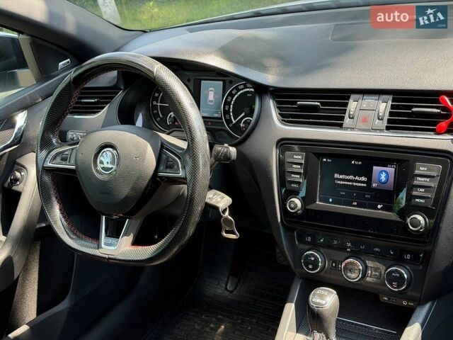 Білий Шкода Октавія, об'ємом двигуна 2 л та пробігом 224 тис. км за 13999 $, фото 49 на Automoto.ua