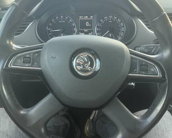 Білий Шкода Октавія, об'ємом двигуна 2 л та пробігом 266 тис. км за 10200 $, фото 11 на Automoto.ua