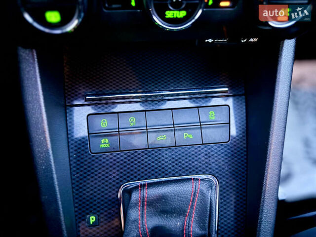 Белый Шкода Октавия, объемом двигателя 2 л и пробегом 203 тыс. км за 14500 $, фото 27 на Automoto.ua