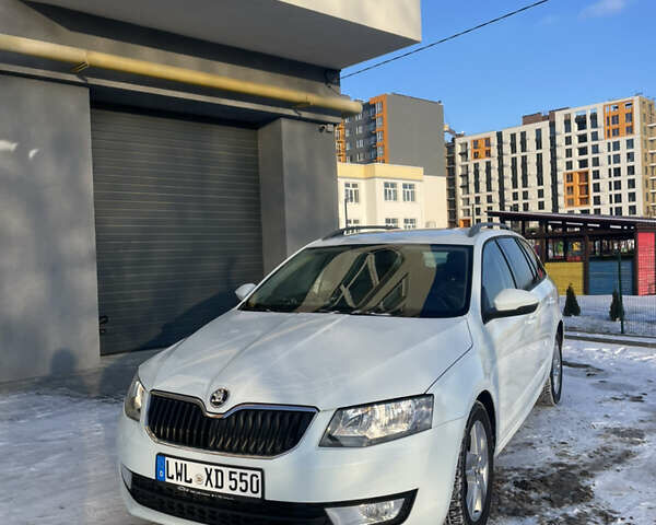 Белый Шкода Октавия, объемом двигателя 1.6 л и пробегом 238 тыс. км за 10600 $, фото 3 на Automoto.ua