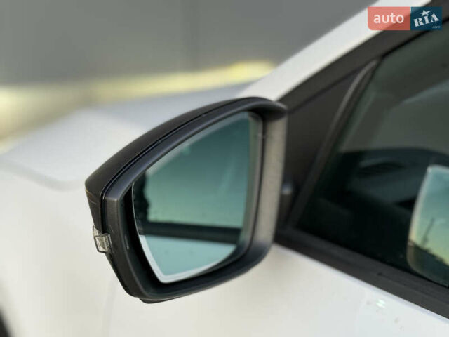 Белый Шкода Октавия, объемом двигателя 1.98 л и пробегом 203 тыс. км за 15200 $, фото 7 на Automoto.ua