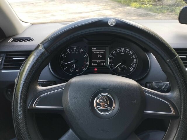 Шкода Октавія 2014 у Тернополі на Automoto.ua Білий Шкода Октавія, об'ємом двигуна 1.2 л та пробігом 218 тис. км за 8200 $, фото 18 на Automoto.ua