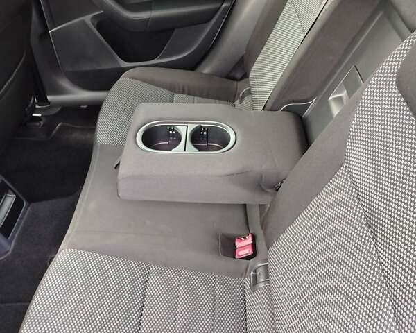 Шкода Октавия 2014 в Казатине на Automoto.ua Белый Шкода Октавия, объемом двигателя 1.97 л и пробегом 199 тыс. км за 11500 $, фото 41 на Automoto.ua