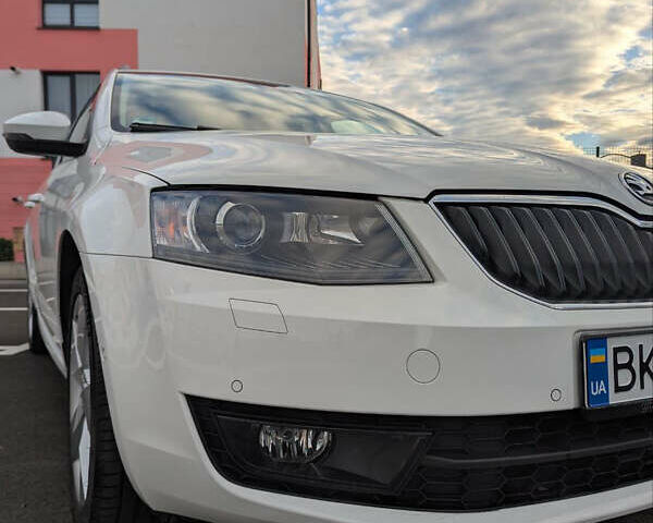 Белый Шкода Октавия, объемом двигателя 1.6 л и пробегом 338 тыс. км за 10399 $, фото 21 на Automoto.ua