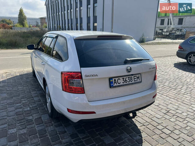 Білий Шкода Октавія, об'ємом двигуна 1.6 л та пробігом 248 тис. км за 10700 $, фото 40 на Automoto.ua