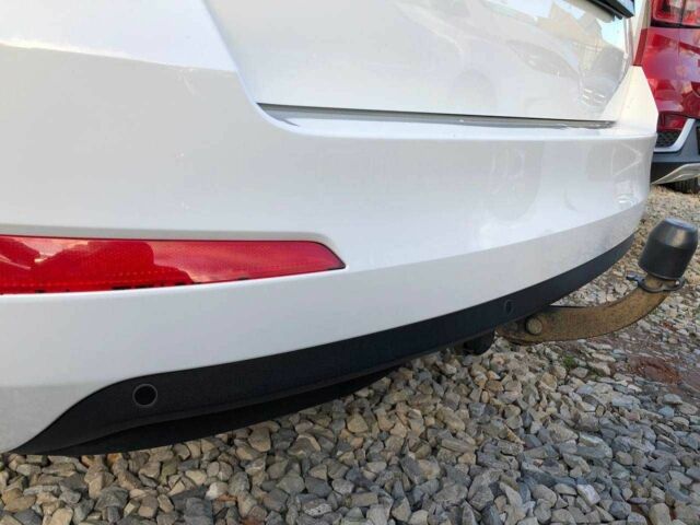 Шкода Октавія 2014 у Коломые на Automoto.ua Білий Шкода Октавія, об'ємом двигуна 2 л та пробігом 260 тис. км за 11999 $, фото 9 на Automoto.ua