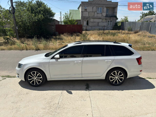 Білий Шкода Октавія, об'ємом двигуна 1.6 л та пробігом 146 тис. км за 11000 $, фото 1 на Automoto.ua