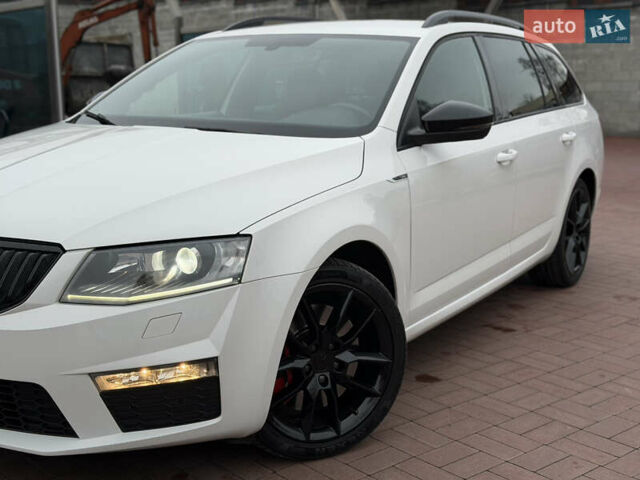 Белый Шкода Октавия, объемом двигателя 2 л и пробегом 230 тыс. км за 15300 $, фото 62 на Automoto.ua
