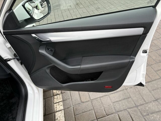 Белый Шкода Октавия, объемом двигателя 1.4 л и пробегом 285 тыс. км за 10200 $, фото 12 на Automoto.ua