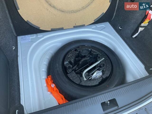 Белый Шкода Октавия, объемом двигателя 1.6 л и пробегом 345 тыс. км за 10400 $, фото 23 на Automoto.ua
