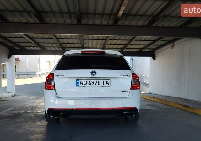 Белый Шкода Октавия, объемом двигателя 2 л и пробегом 307 тыс. км за 13500 $, фото 5 на Automoto.ua