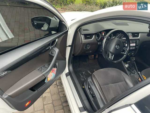 Білий Шкода Октавія, об'ємом двигуна 1.97 л та пробігом 284 тис. км за 14700 $, фото 8 на Automoto.ua