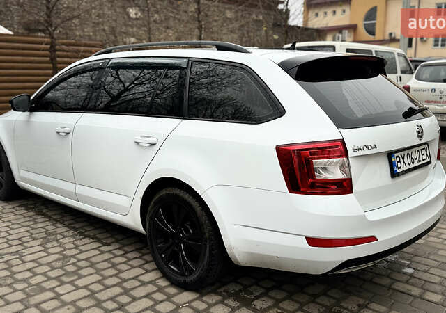 Белый Шкода Октавия, объемом двигателя 1.6 л и пробегом 253 тыс. км за 10500 $, фото 7 на Automoto.ua