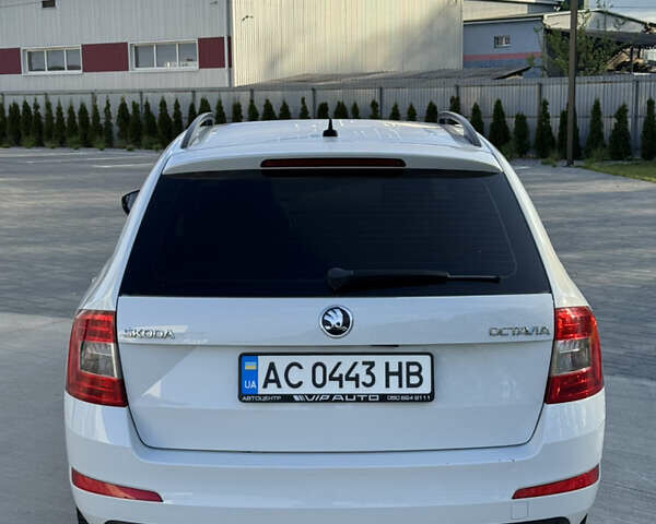 Білий Шкода Октавія, об'ємом двигуна 1.97 л та пробігом 225 тис. км за 12600 $, фото 17 на Automoto.ua