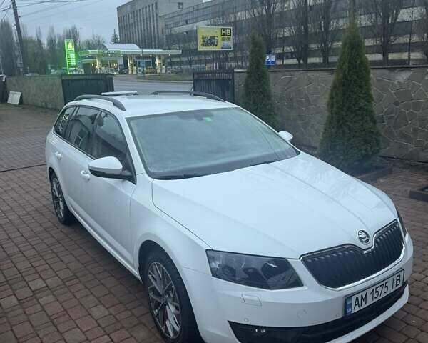 Белый Шкода Октавия, объемом двигателя 1.97 л и пробегом 300 тыс. км за 12500 $, фото 10 на Automoto.ua