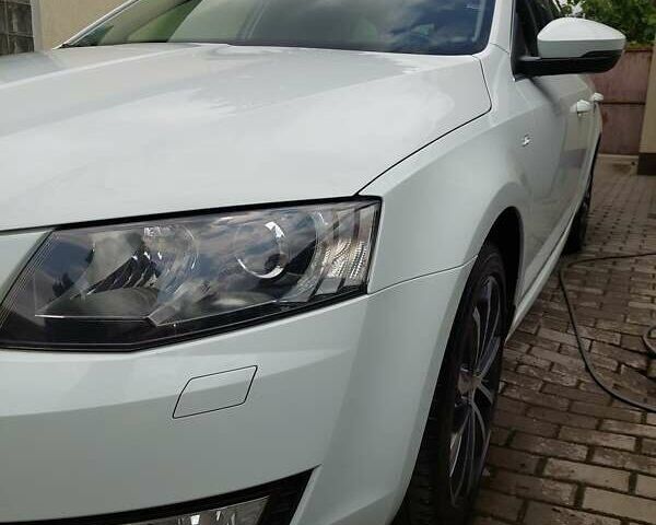 Белый Шкода Октавия, объемом двигателя 1.97 л и пробегом 250 тыс. км за 15200 $, фото 10 на Automoto.ua