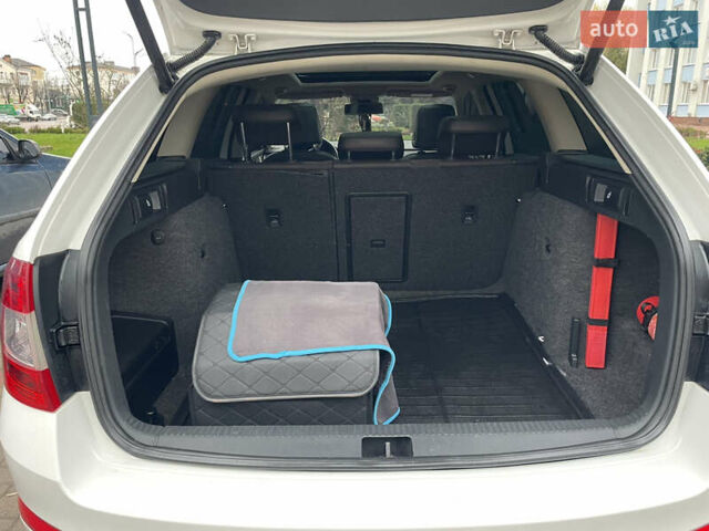 Білий Шкода Октавія, об'ємом двигуна 1.97 л та пробігом 284 тис. км за 14700 $, фото 15 на Automoto.ua