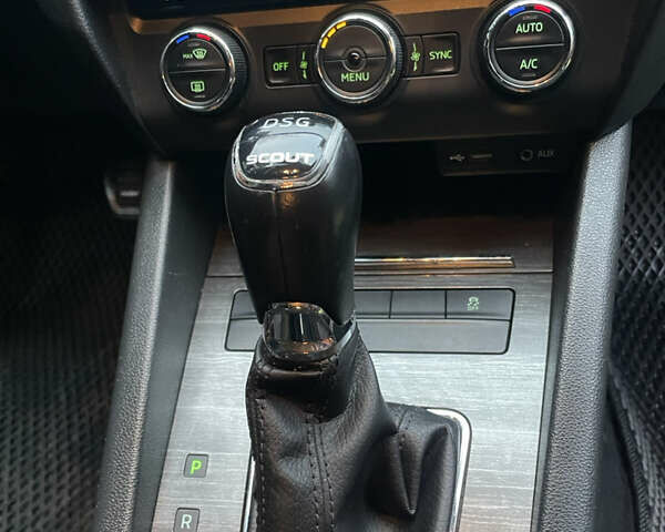 Білий Шкода Октавія, об'ємом двигуна 1.97 л та пробігом 278 тис. км за 13400 $, фото 19 на Automoto.ua