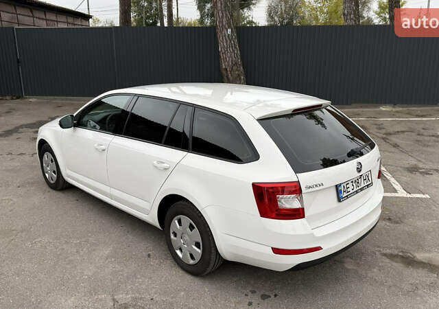 Білий Шкода Октавія, об'ємом двигуна 1.6 л та пробігом 91 тис. км за 13950 $, фото 8 на Automoto.ua