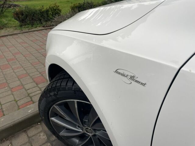 Белый Шкода Октавия, объемом двигателя 2 л и пробегом 284 тыс. км за 14900 $, фото 6 на Automoto.ua