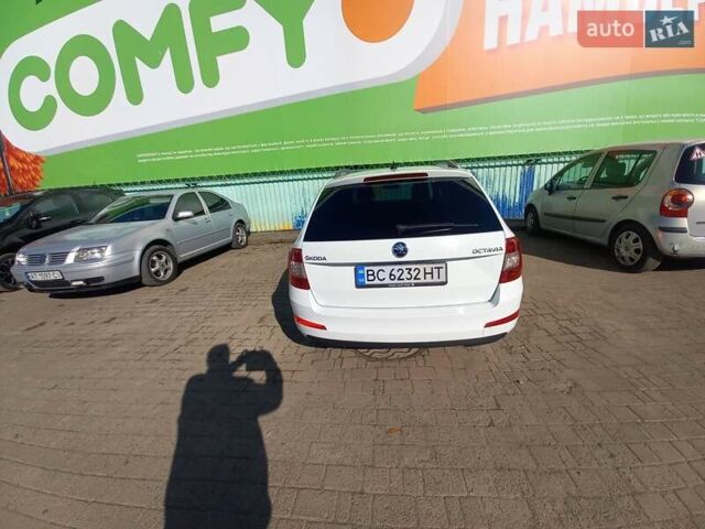 Білий Шкода Октавія, об'ємом двигуна 1.97 л та пробігом 304 тис. км за 12500 $, фото 4 на Automoto.ua