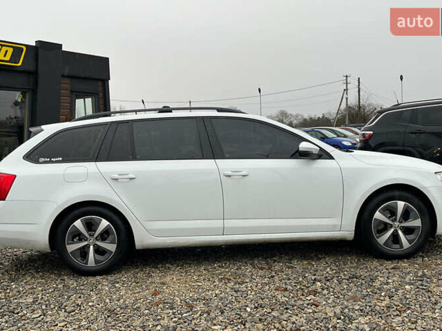 Белый Шкода Октавия, объемом двигателя 1.6 л и пробегом 260 тыс. км за 10999 $, фото 7 на Automoto.ua