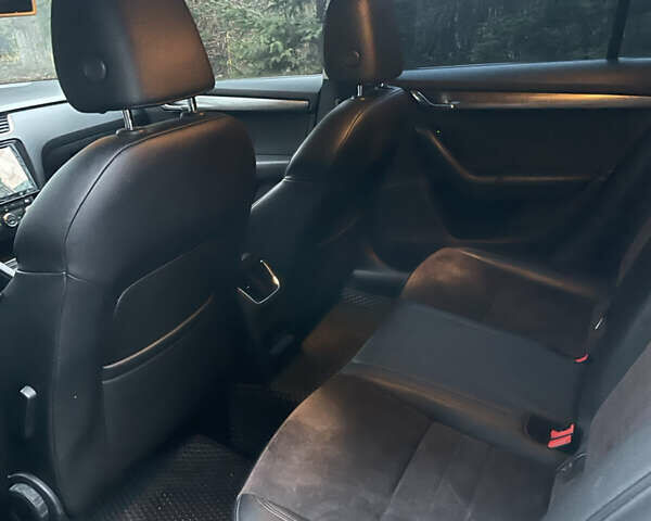 Білий Шкода Октавія, об'ємом двигуна 1.97 л та пробігом 278 тис. км за 13400 $, фото 20 на Automoto.ua